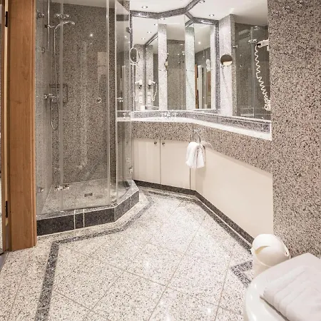 Duenenpark - Komfort Mit 1 Schlafzimmer Und Balkon Im Obergeschoss 300 Appartamento Binz